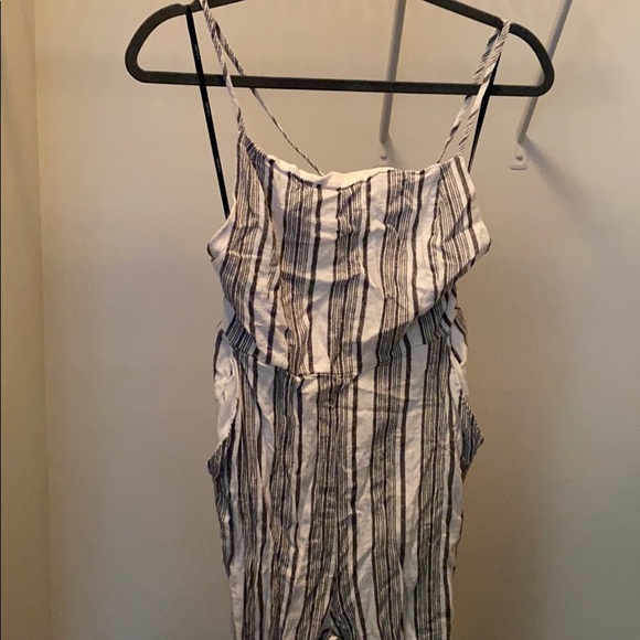 Jumpsuit! - Picture 1 of 6